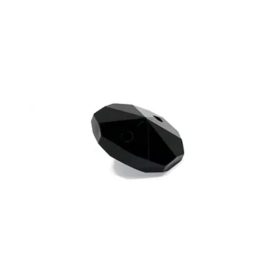 Close-up Eternity Glass Black: smooth and transparent surface in a deep black tone, with a profound and reflective sheen.