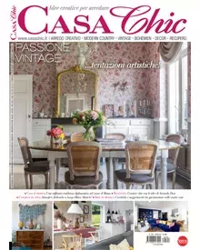 Casa Chic magazine cover, April 2023, featuring a vintage-style dining room with a floral wallpapered wall and a large mirror.