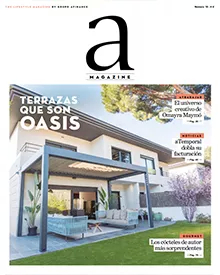 Cover of A Magazine featuring a modern house with a stylish patio, text TERRAZAS QUE SON OASIS.