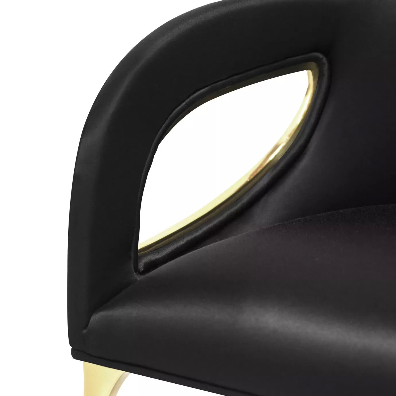 Detail of the Chandra Bar Stool: Black upholstery and golden structure, creating a luxurious contrast.