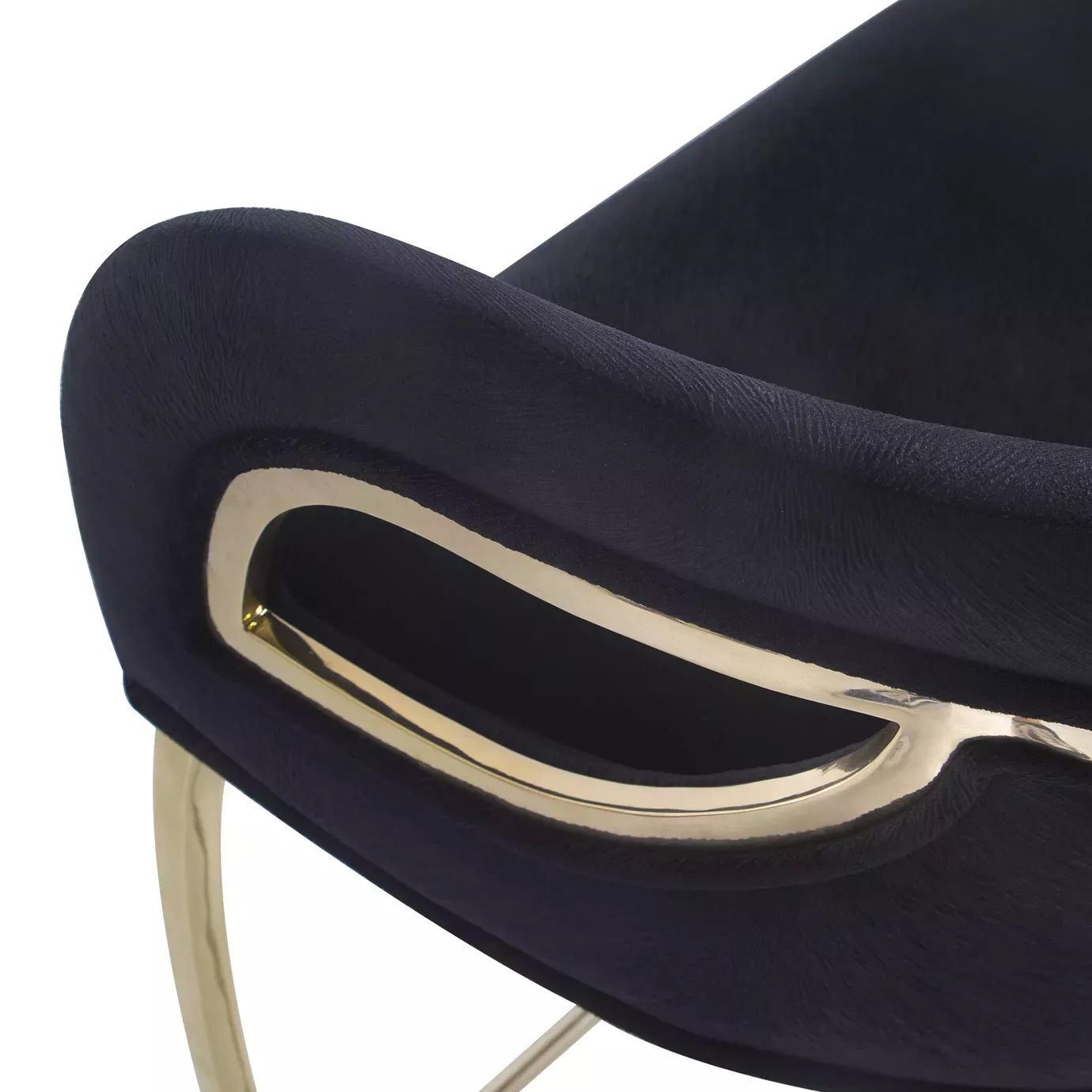 Detail of the Chandra Counter Stool: Black upholstery and golden structure, creating a luxurious contrast.