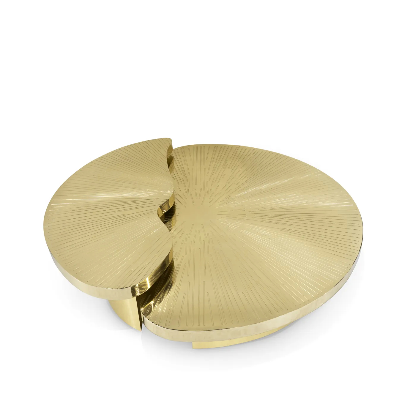 Myth Coffee Table seen from above, demonstrating its two different heighted polished brass parts that form a round shape.