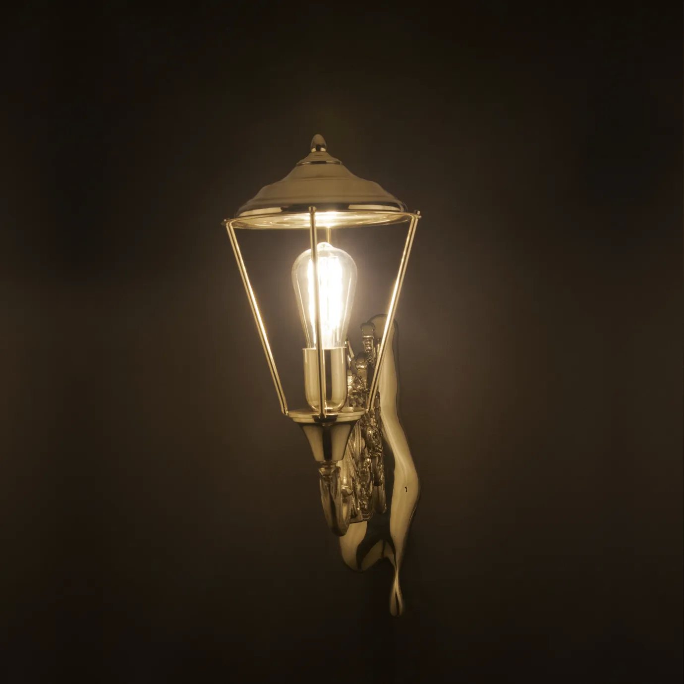 https://www.chibrenxulov.online/images/product/product-page/568/lumiere-wall-lamp-4.webp?rand=bc2b6940a8fe3a255dfb0266812ac6a3