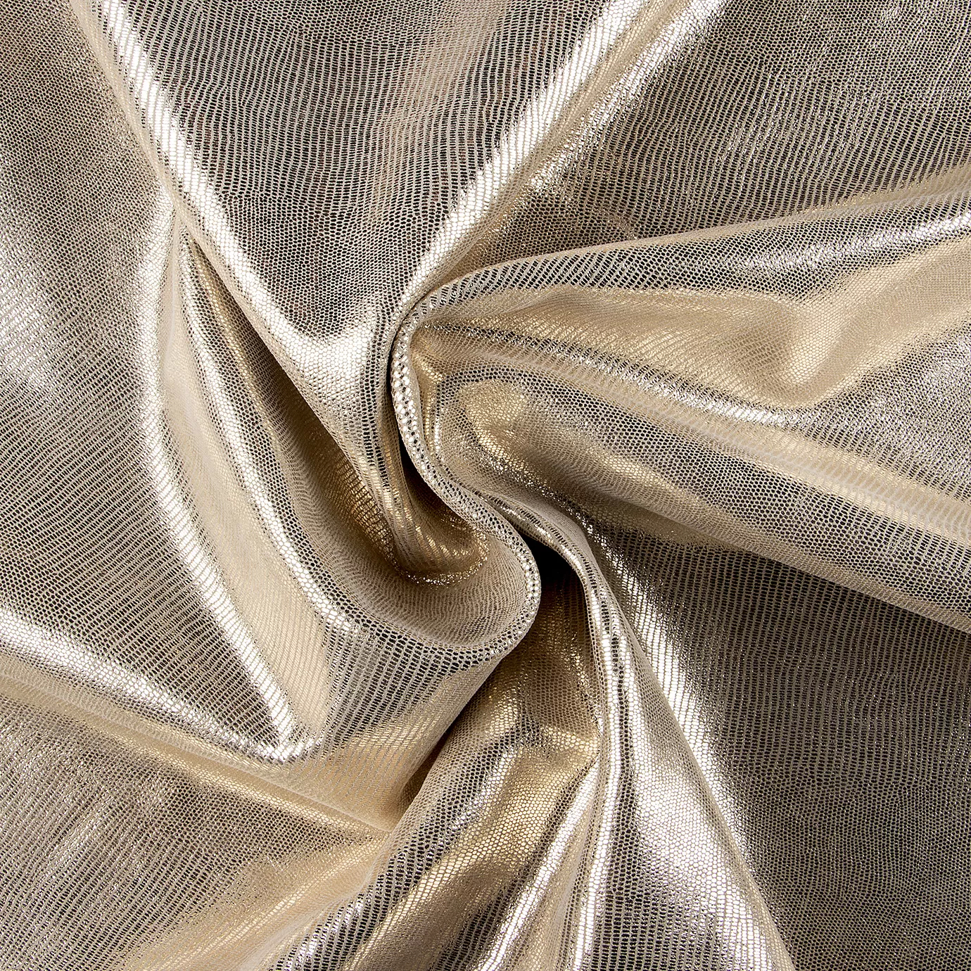 Close-up Salamander Gold Leather: metallic gold leather with a scaled texture. Features soft folds and intense light reflections.