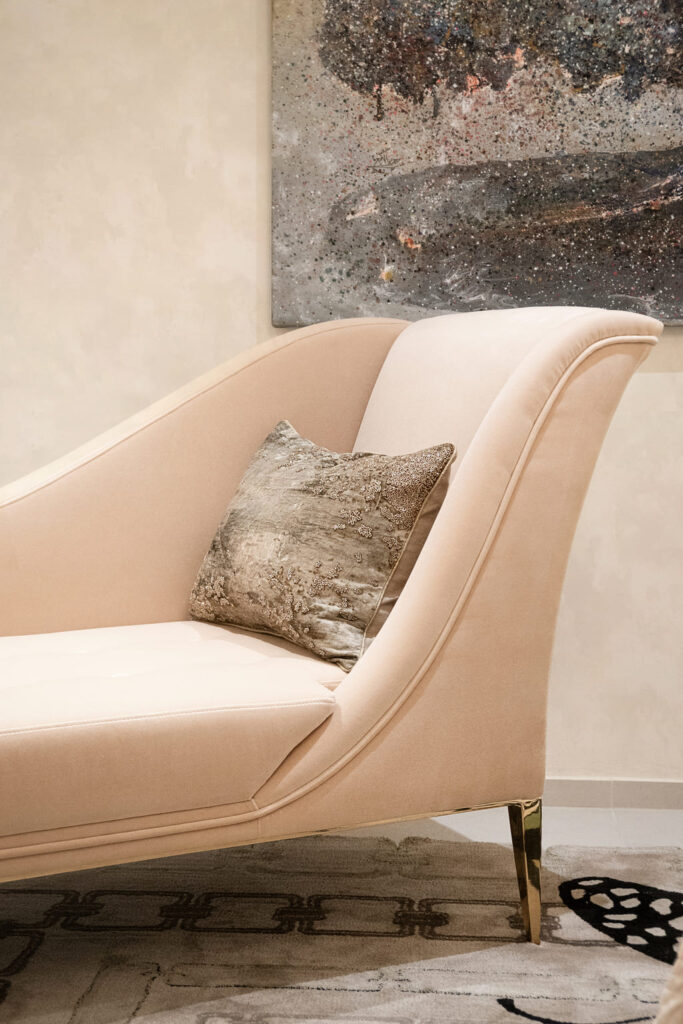 envy chair koket luxury furniture dubai